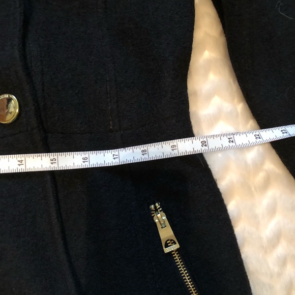 NWT GUESS Double-Breasted Skirted Coat - Picture 5 of 8